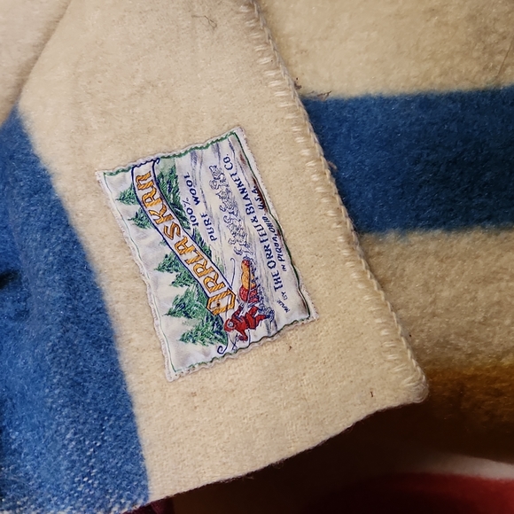 Vintage Orrolaskin Wool Blanket - Picture 2 of 8